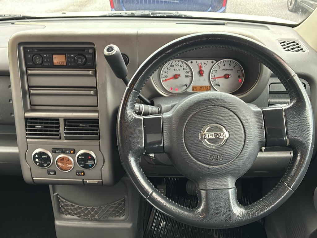 NISSAN CUBE
