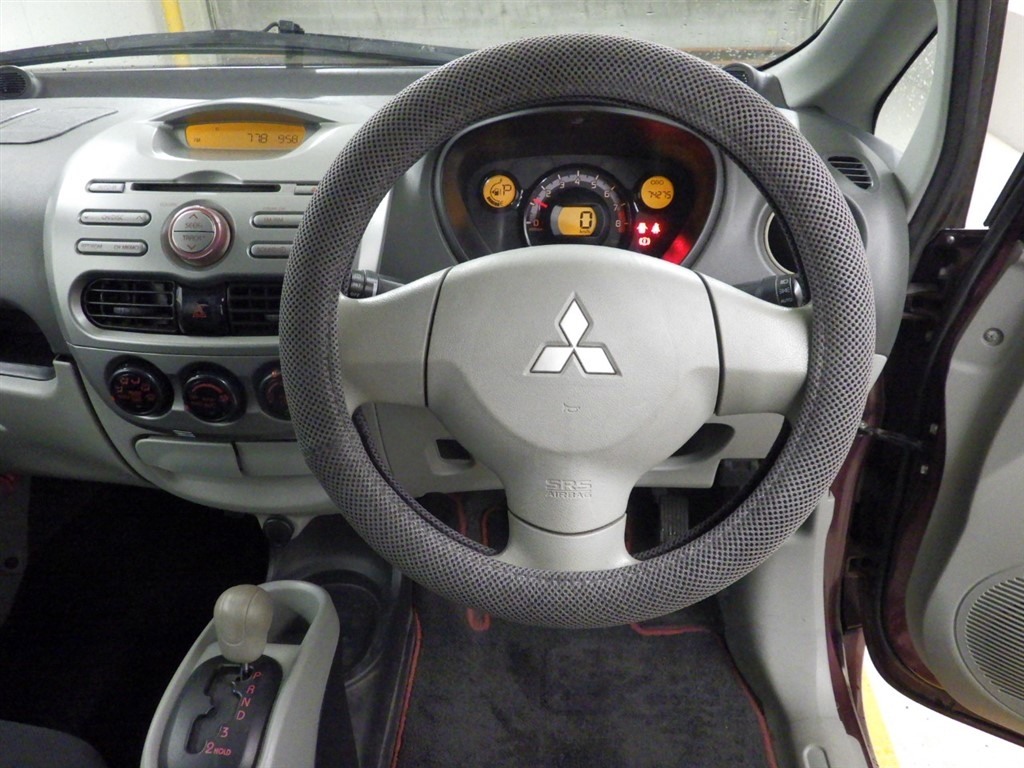 MITSUBISHI I