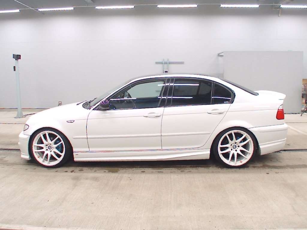 BMW 3-SERIES