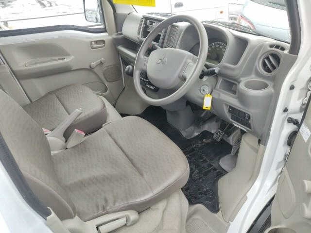 MITSUBISHI MINICAB