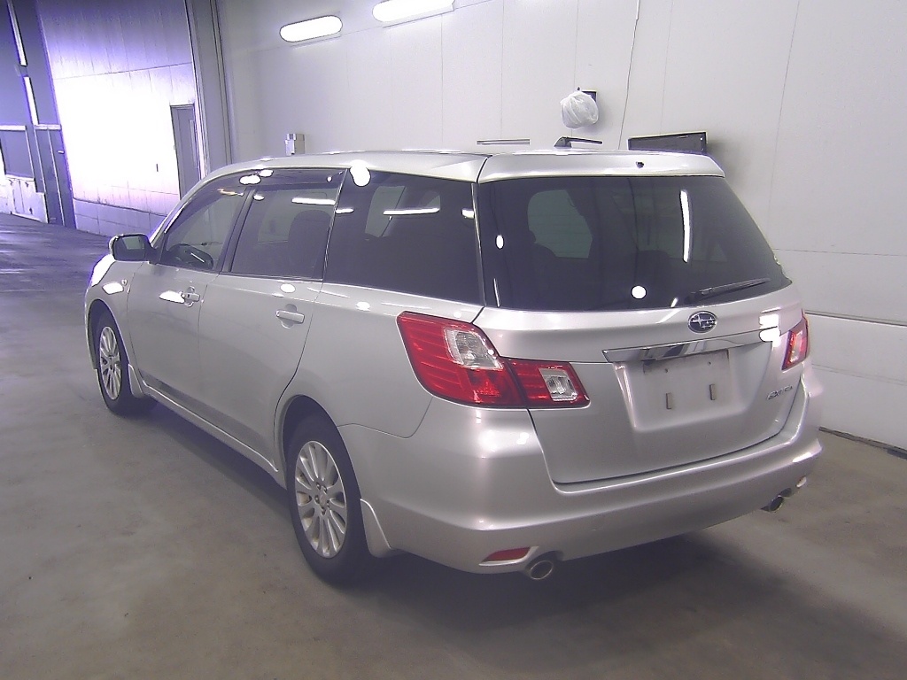 SUBARU EXIGA