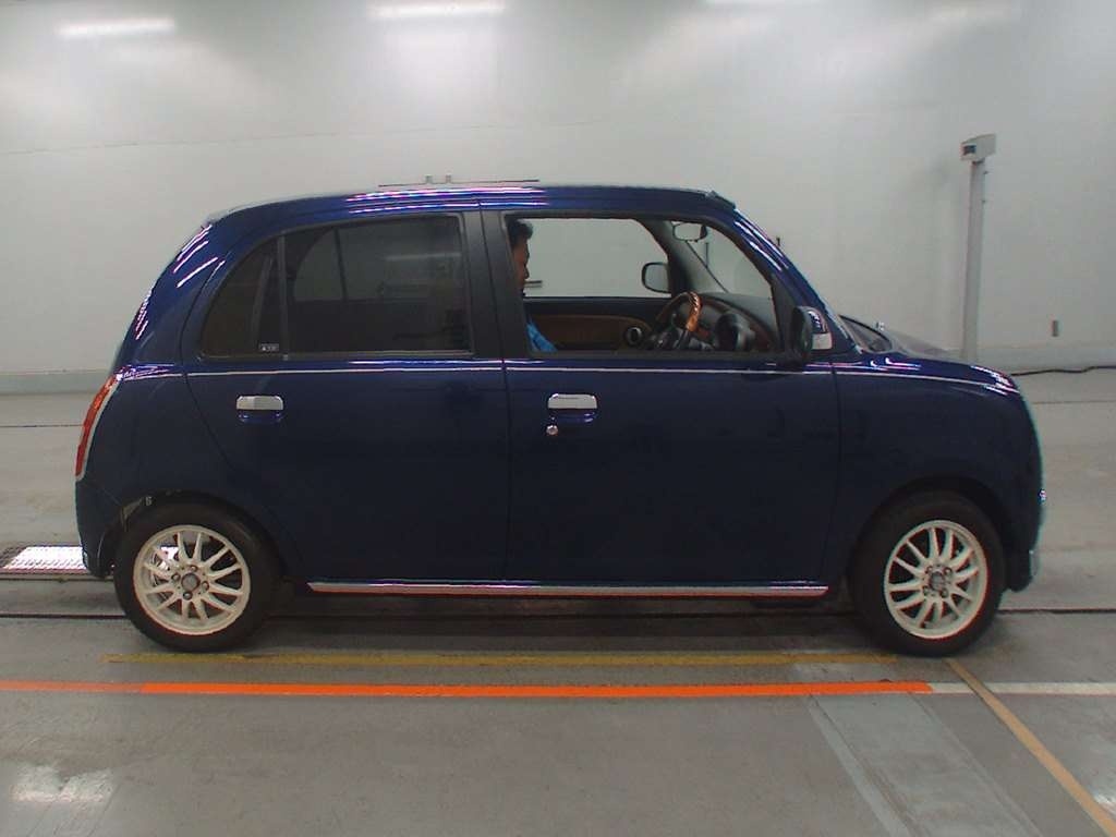 DAIHATSU MIRA GINO