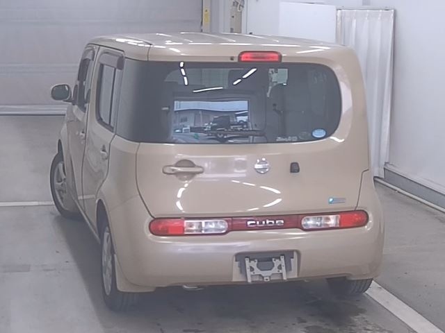 NISSAN CUBE