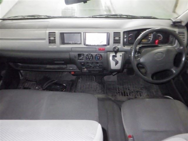 TOYOTA REGIUS ACE