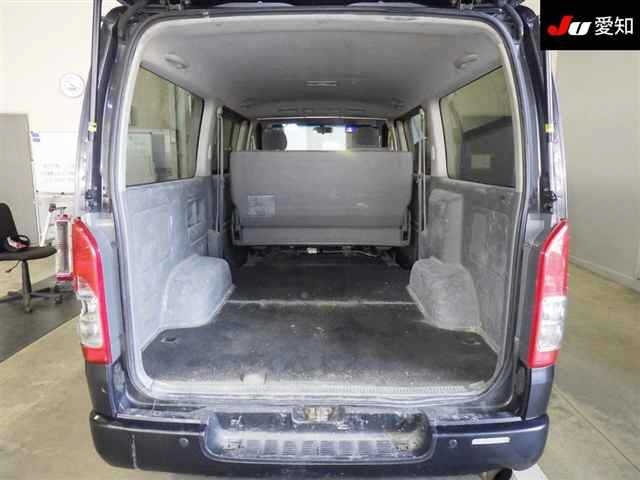 TOYOTA REGIUS ACE
