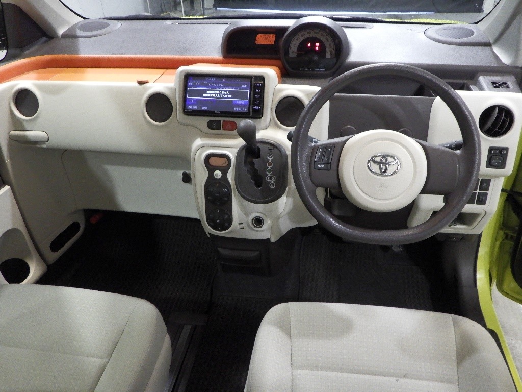 TOYOTA SPADE