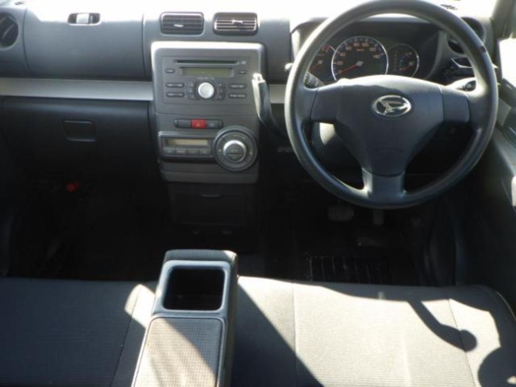DAIHATSU MOVE CONTE