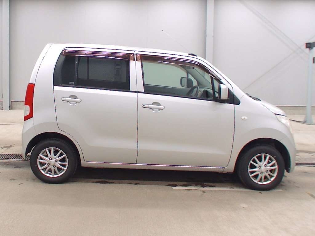 MAZDA AZ-WAGON