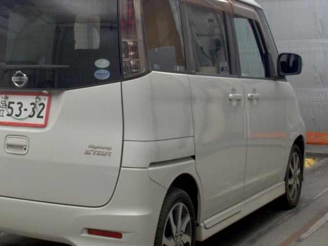 NISSAN ROOX