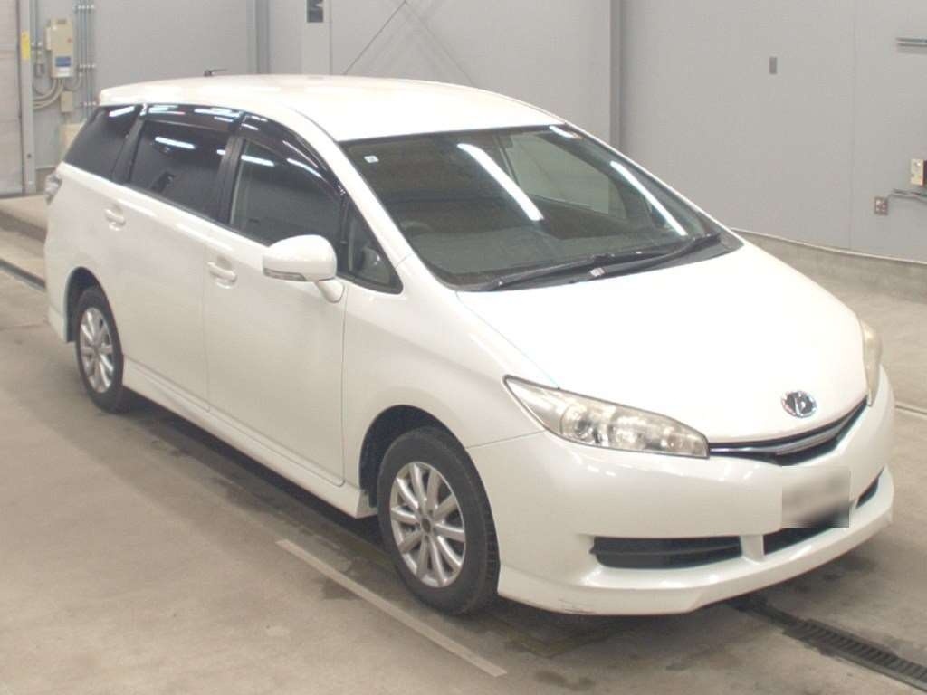 TOYOTA WISH