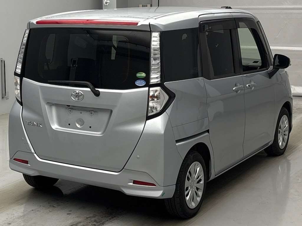 TOYOTA TANK