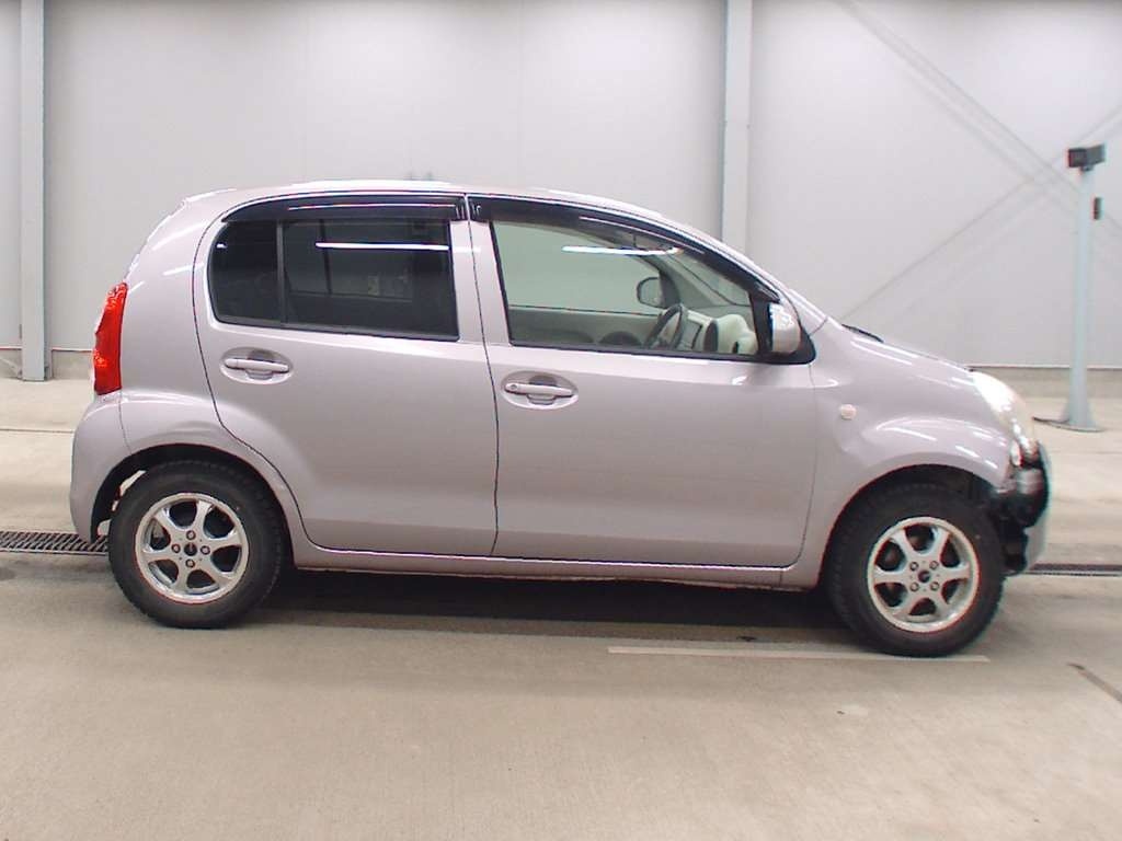 TOYOTA PASSO