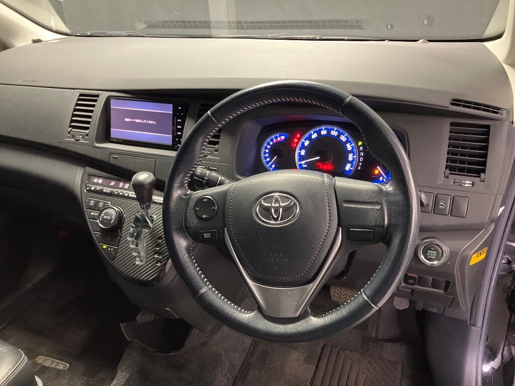 TOYOTA ISIS