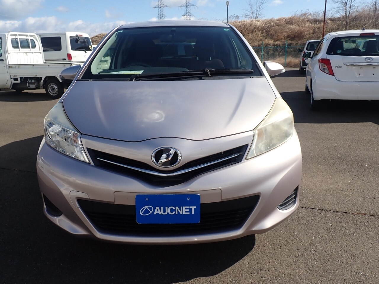 TOYOTA VITZ