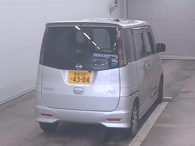 NISSAN ROOX