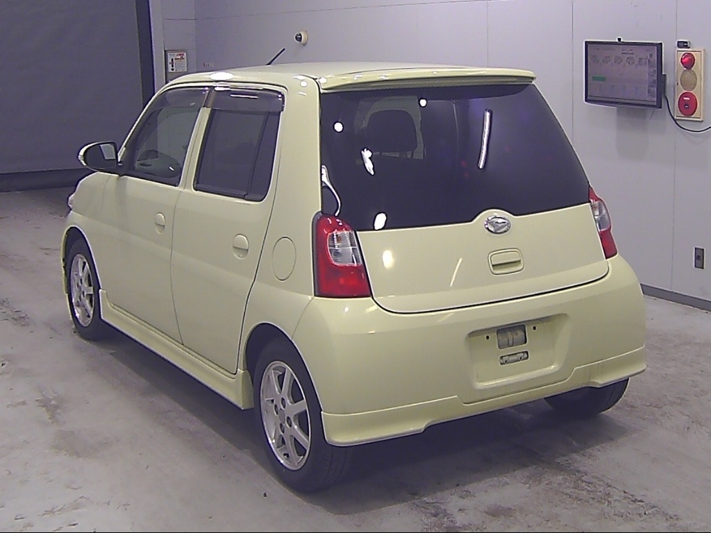 DAIHATSU ESSE