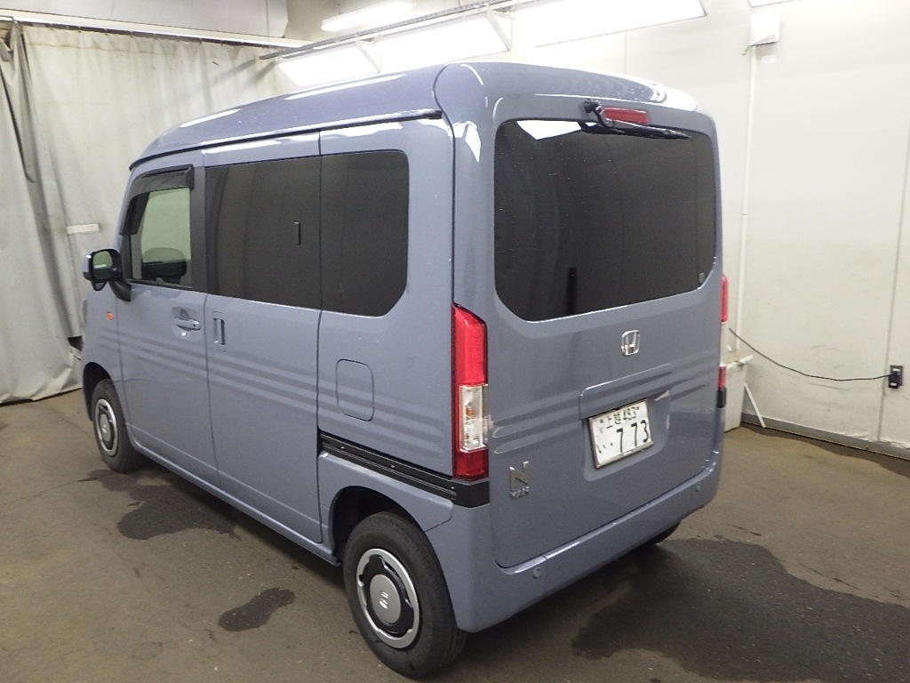 HONDA N-VAN