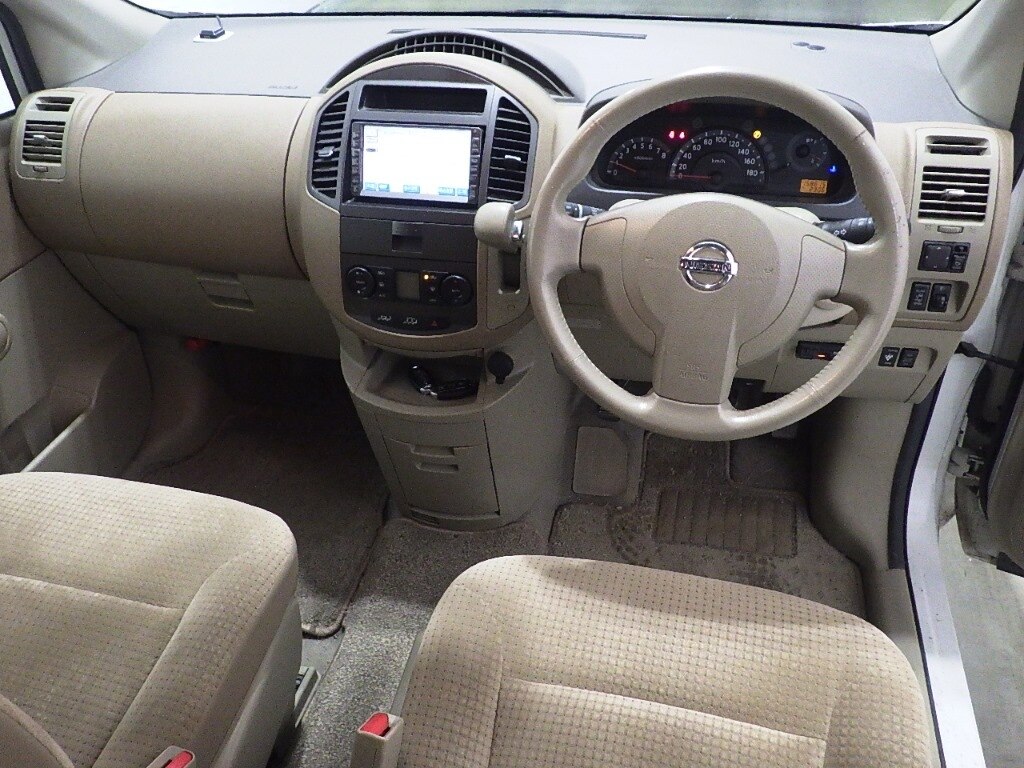 NISSAN LAFESTA