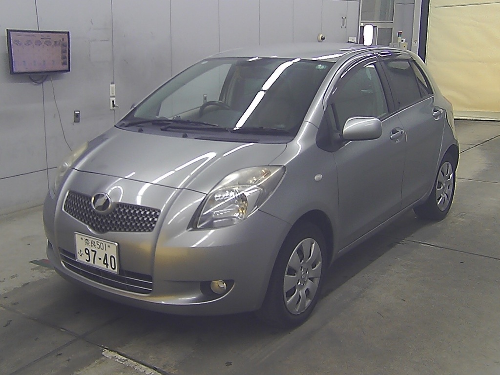 TOYOTA VITZ