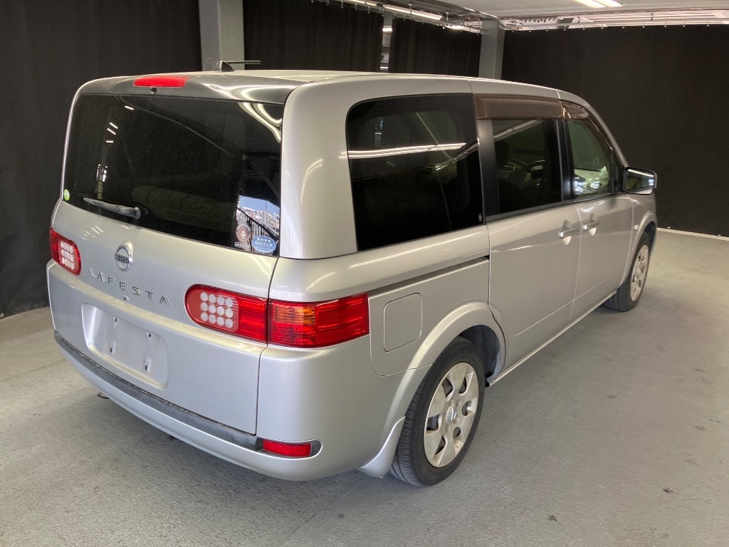 NISSAN LAFESTA