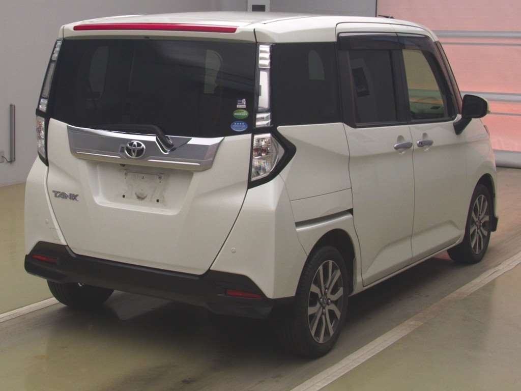 TOYOTA TANK