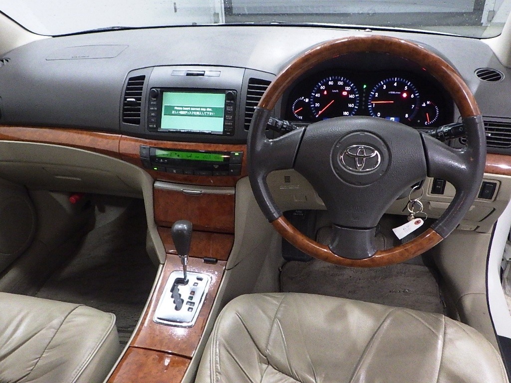 TOYOTA PREMIO