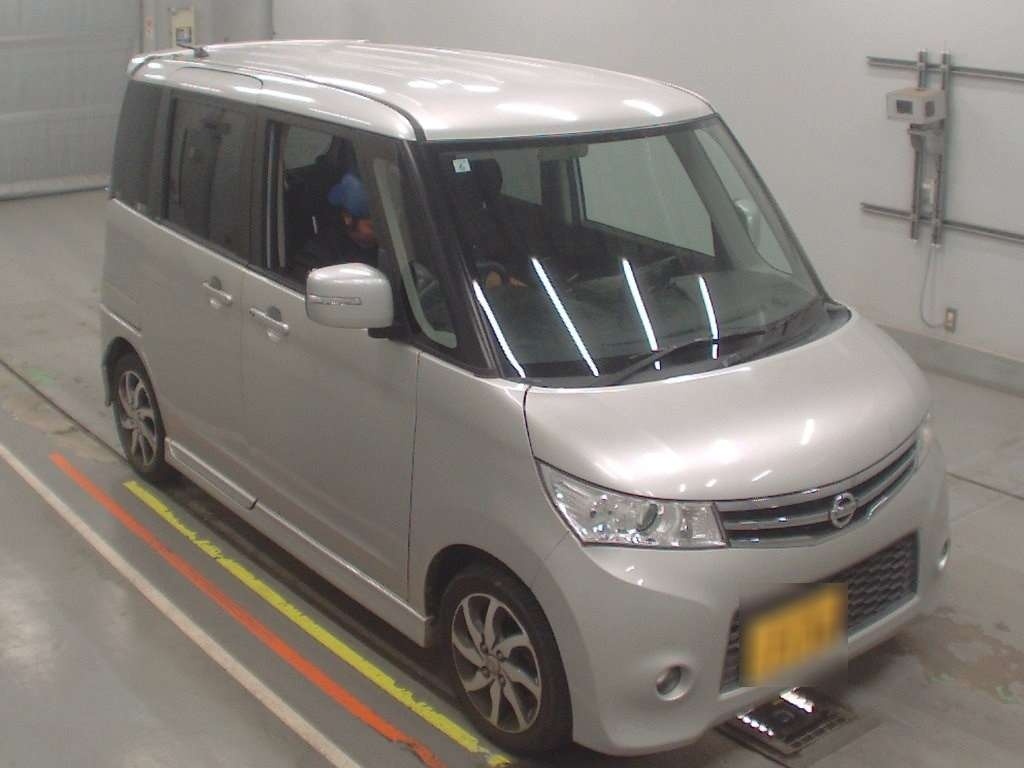 NISSAN ROOX