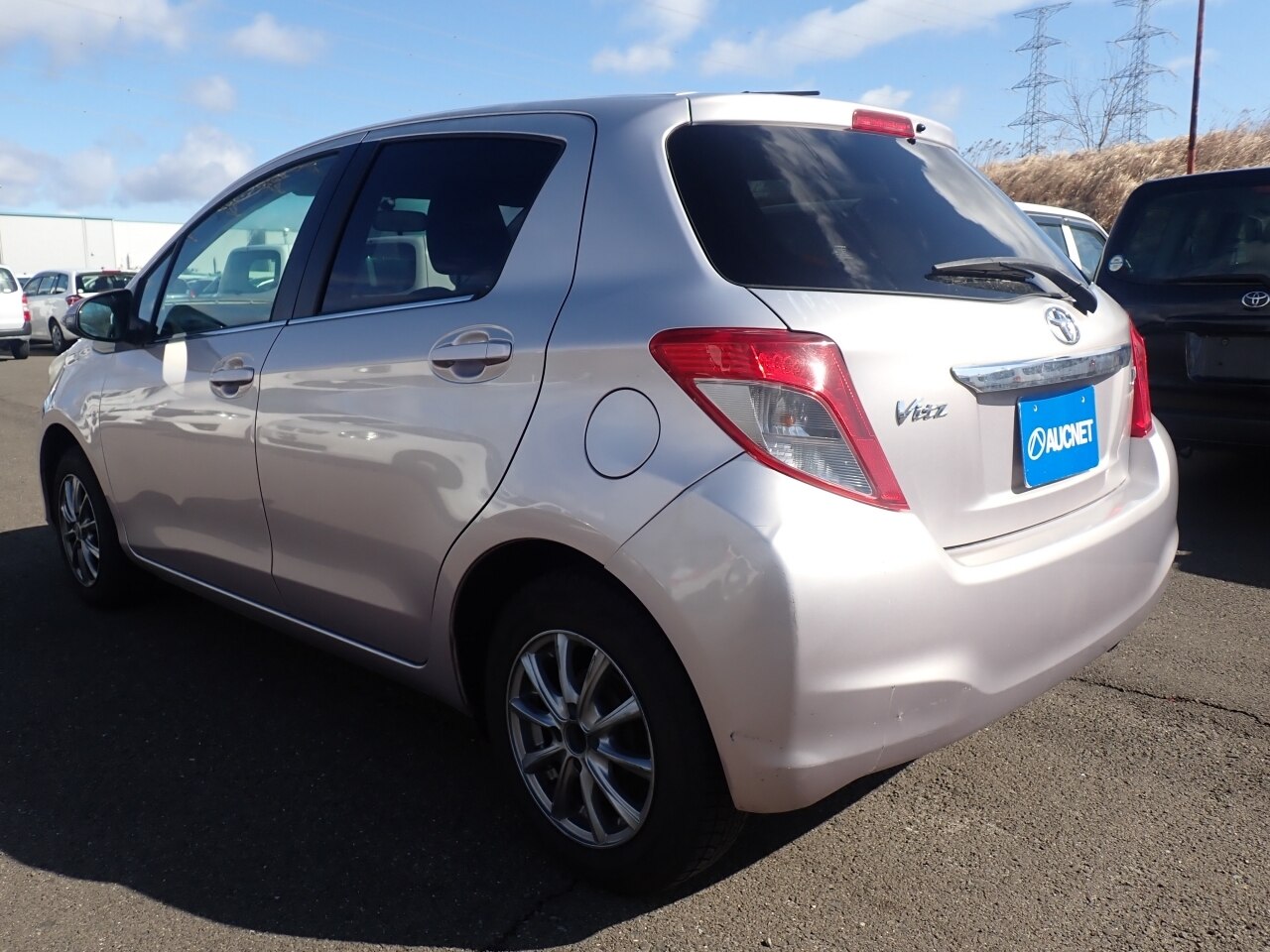 TOYOTA VITZ