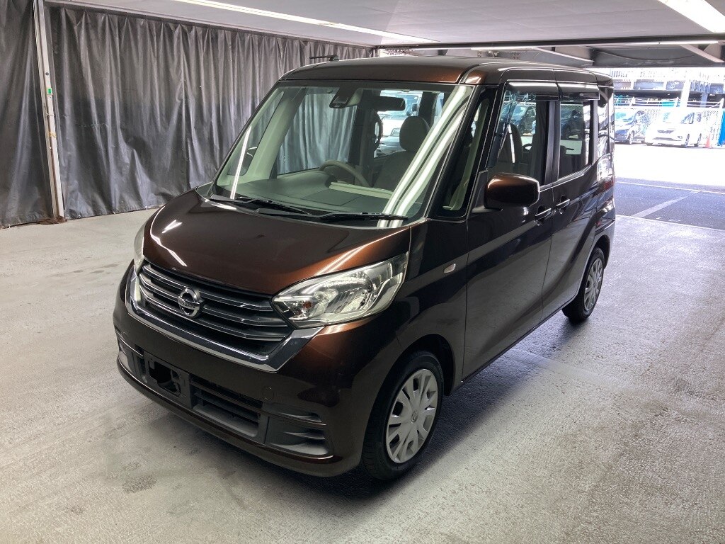 NISSAN DAYZ ROOX