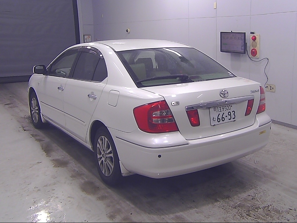 TOYOTA PREMIO