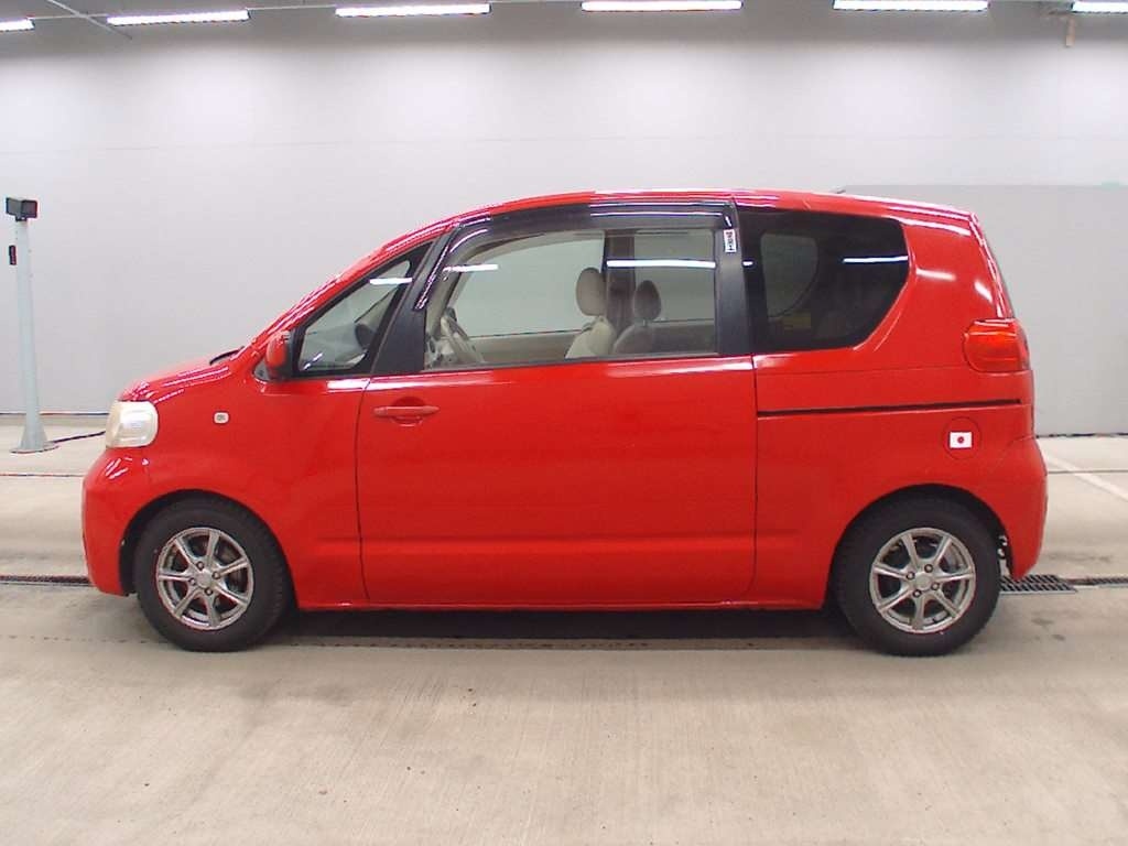 TOYOTA PORTE