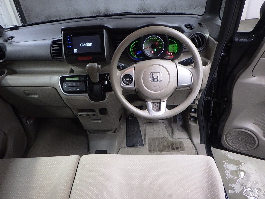 HONDA N-BOX