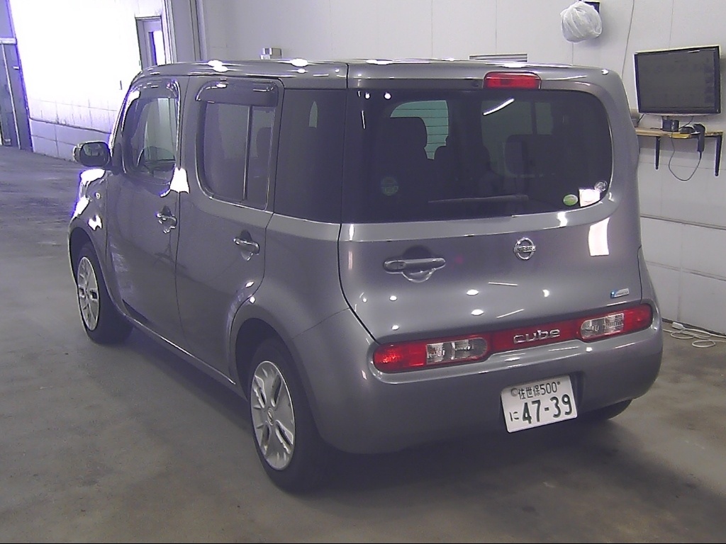 NISSAN CUBE