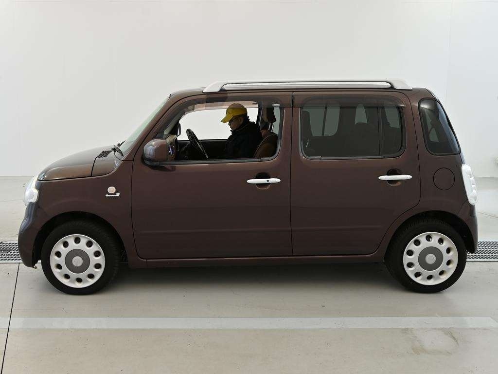 DAIHATSU MIRA COCOA