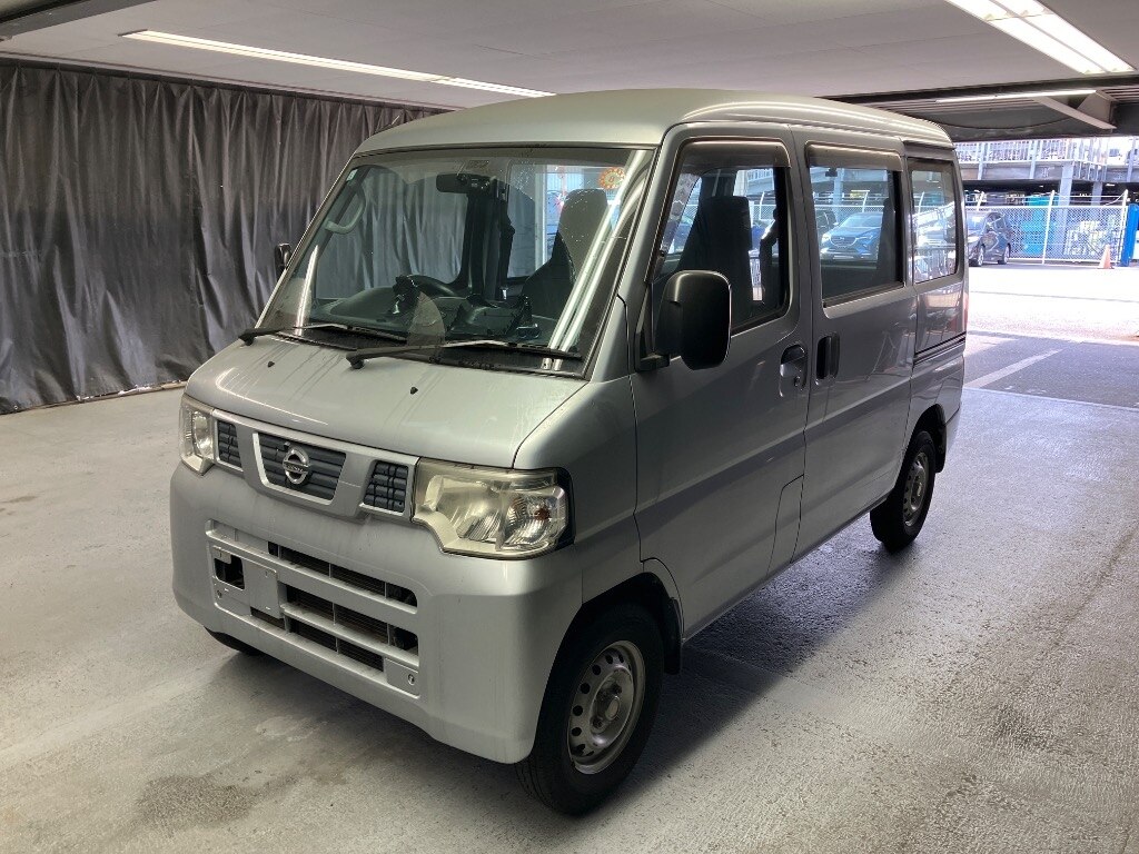 NISSAN NV100 CLIPPER