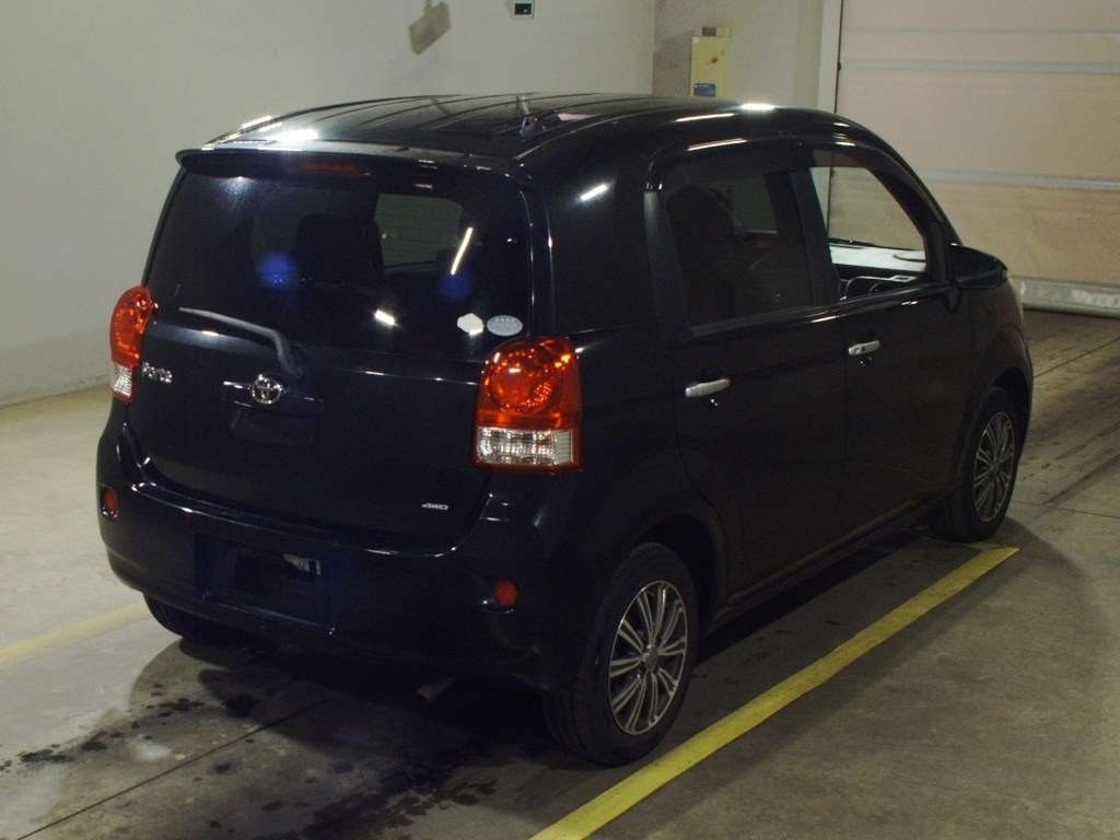 TOYOTA PORTE
