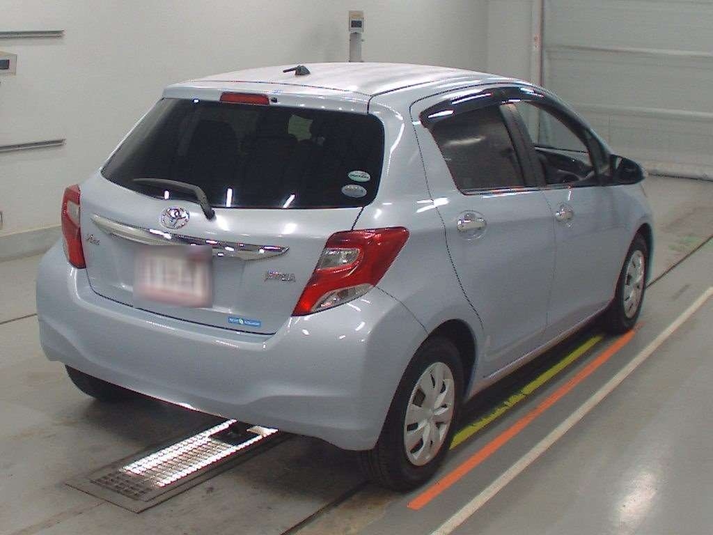 TOYOTA VITZ