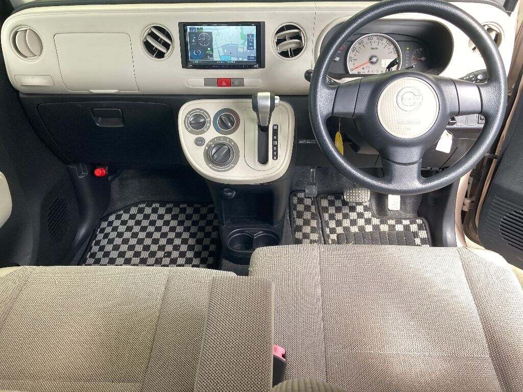 DAIHATSU MIRA COCOA