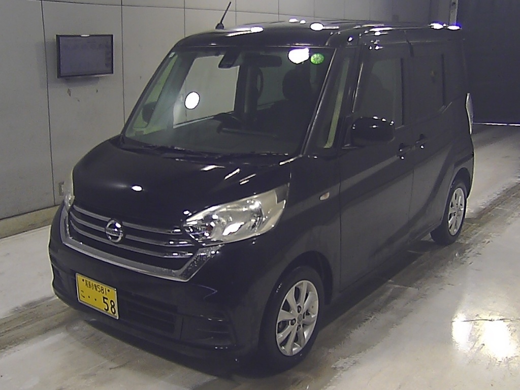 NISSAN DAYZ ROOX