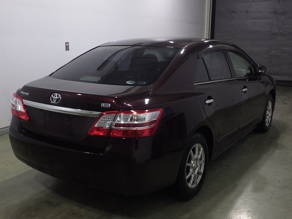 TOYOTA PREMIO