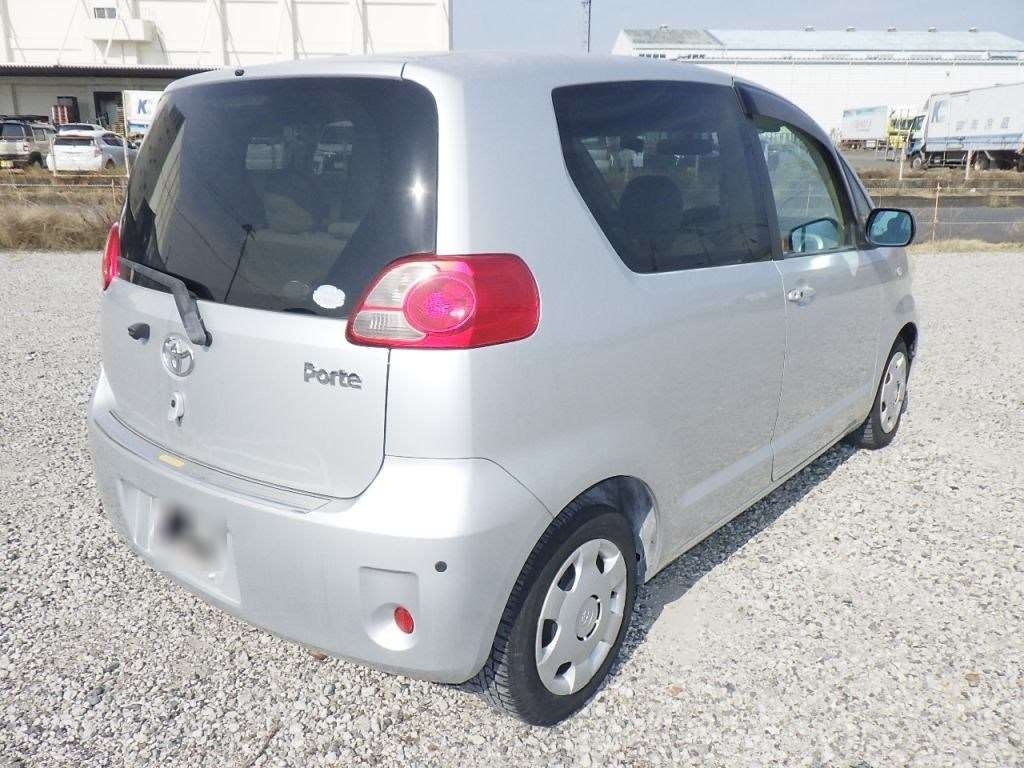 TOYOTA PORTE