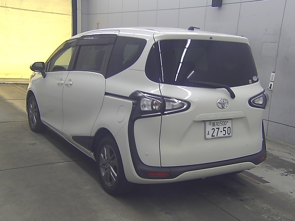 TOYOTA SIENTA