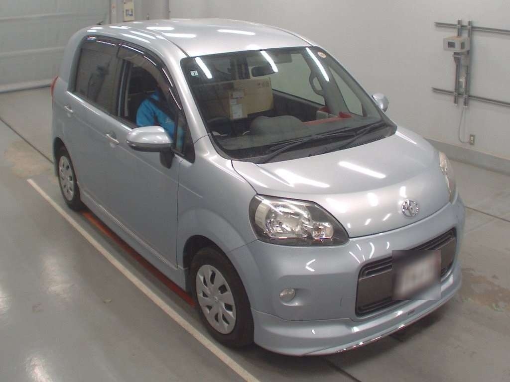TOYOTA PORTE