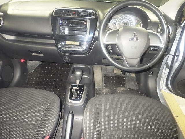 MITSUBISHI MIRAGE