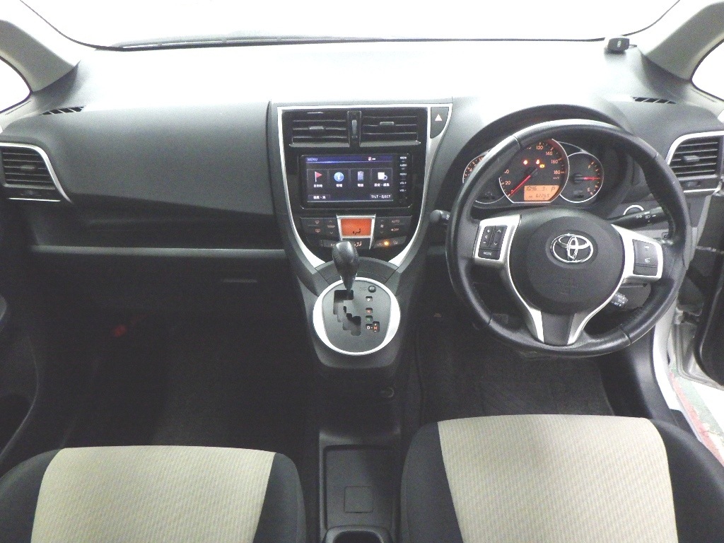 TOYOTA RACTIS