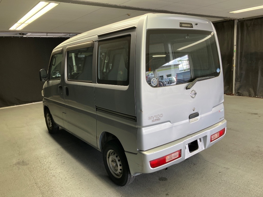 NISSAN NV100 CLIPPER