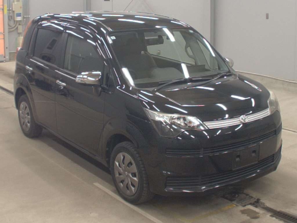 TOYOTA SPADE