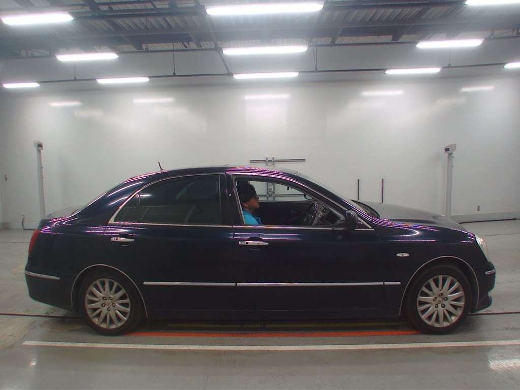 TOYOTA CROWN MAJESTA