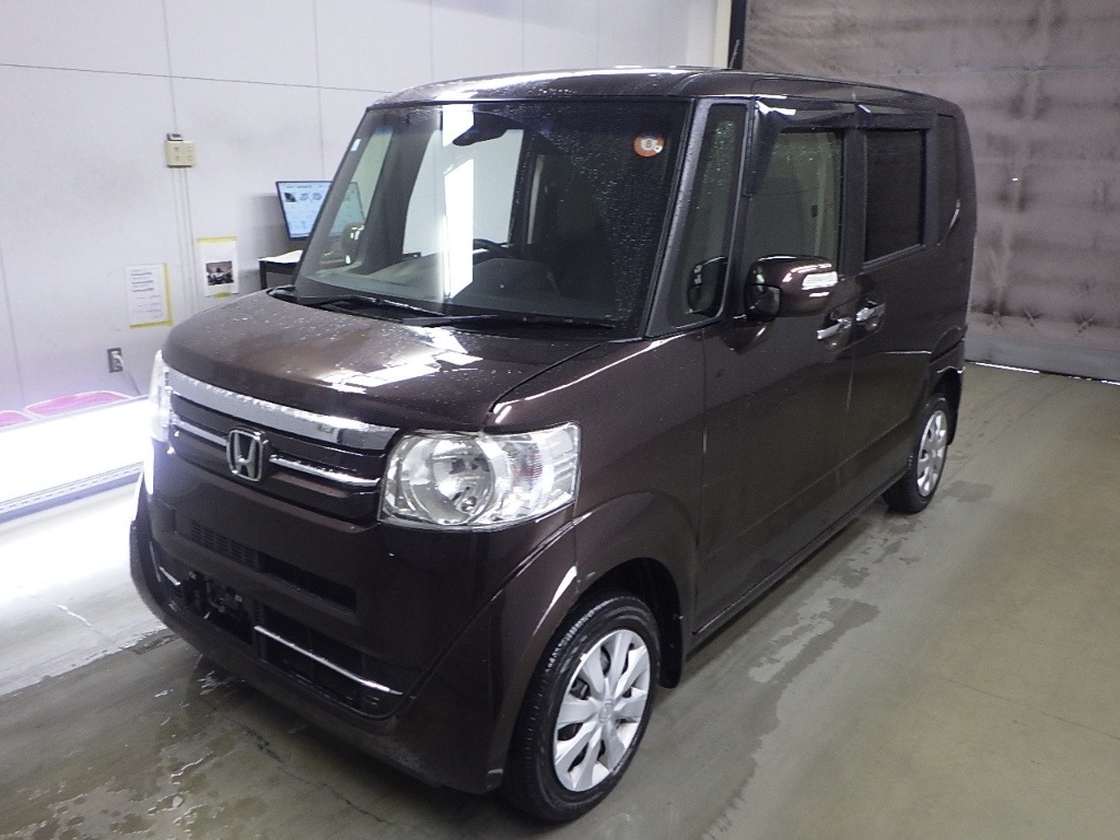 HONDA N-BOX