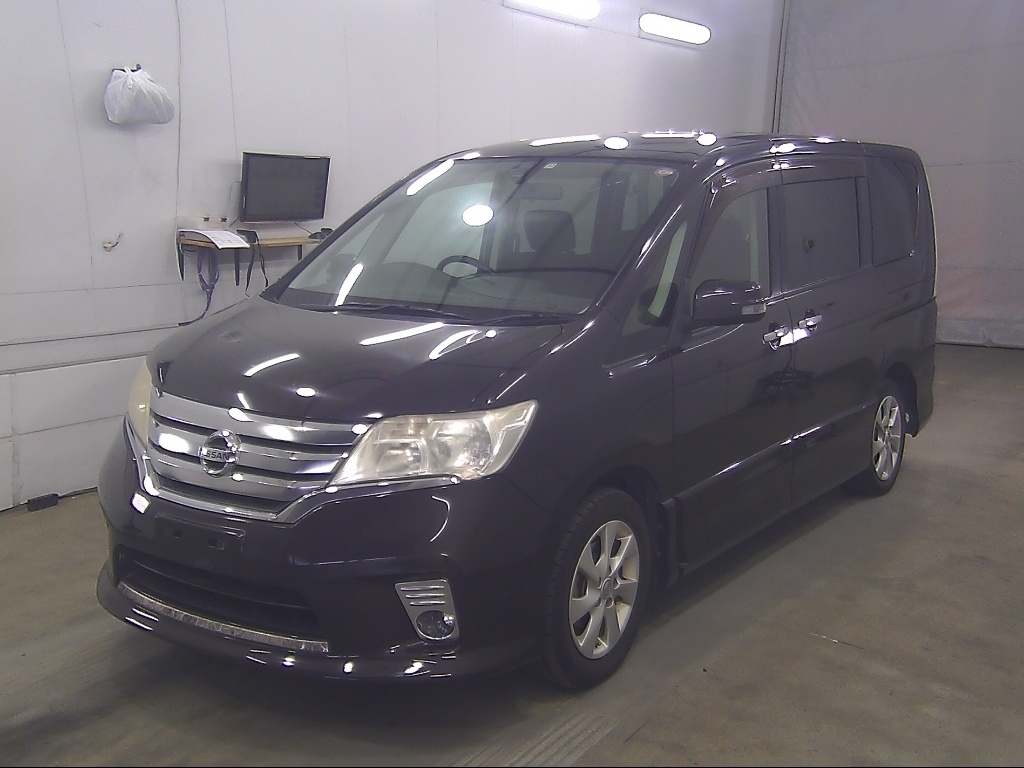 NISSAN SERENA